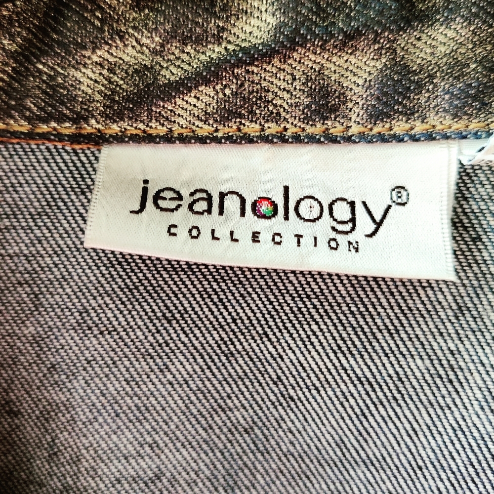 Jean jacket - Picture 2 of 7